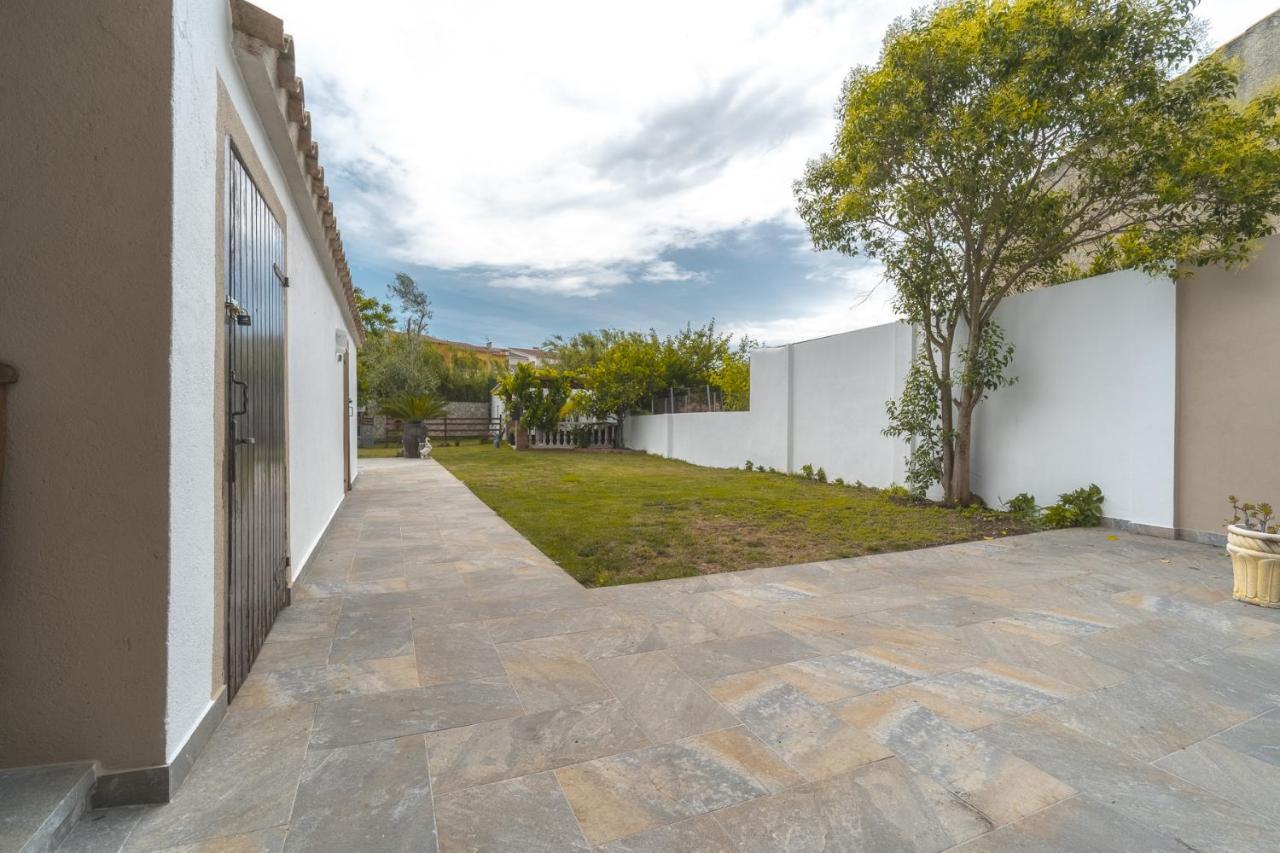 Newly Renovated Large Villa With Garden Castello  D'Empuries Eksteriør billede